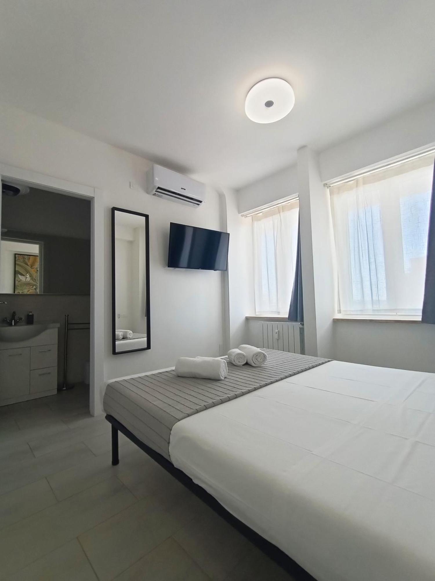 דירות רומא La Terrazza Sull'Appia By Hostand מראה חיצוני תמונה